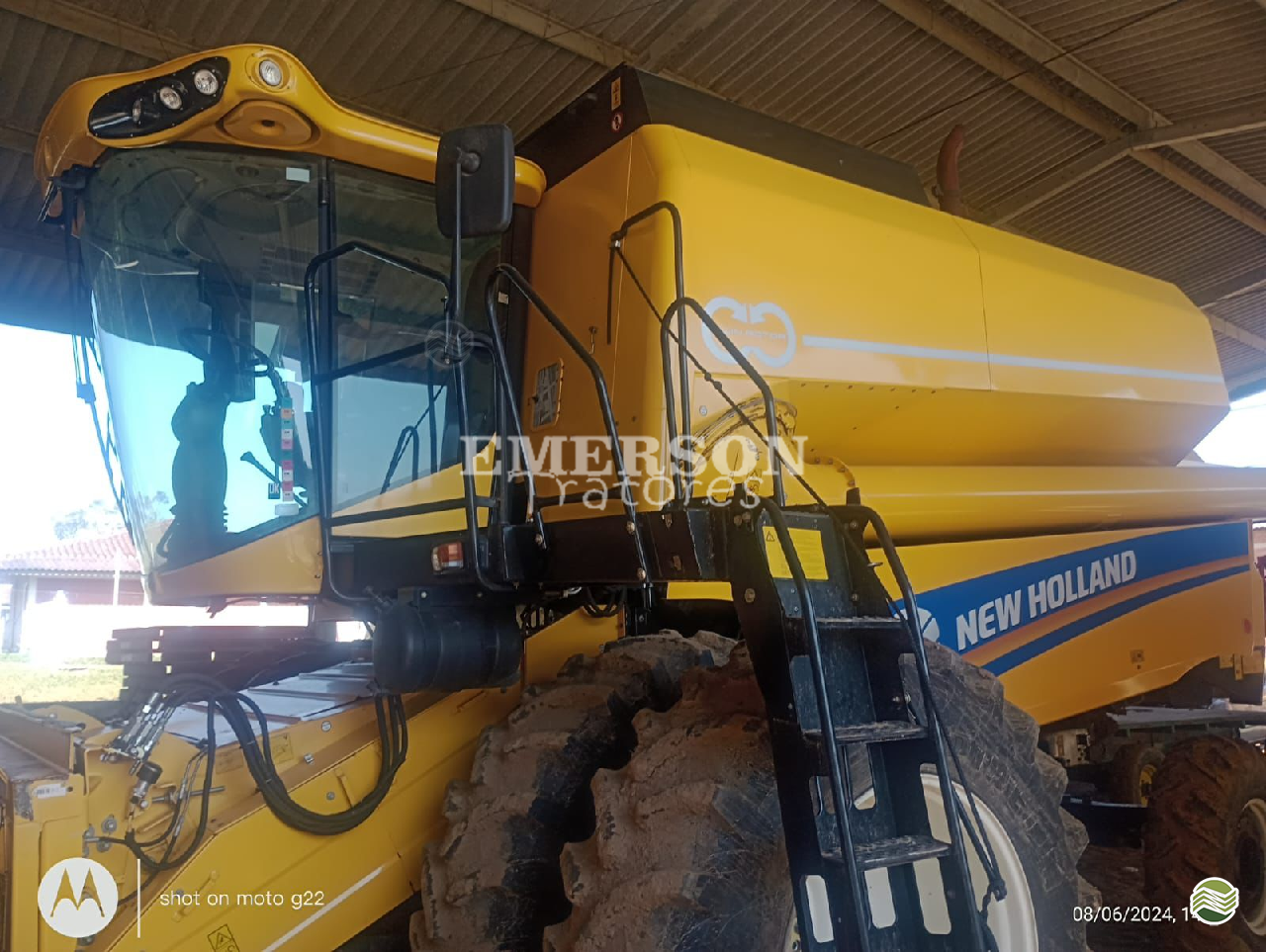 COLHEITADEIRA NEW HOLLAND TX 5.90 Emerson Tratores PONTA GROSSA PARANÁ PR